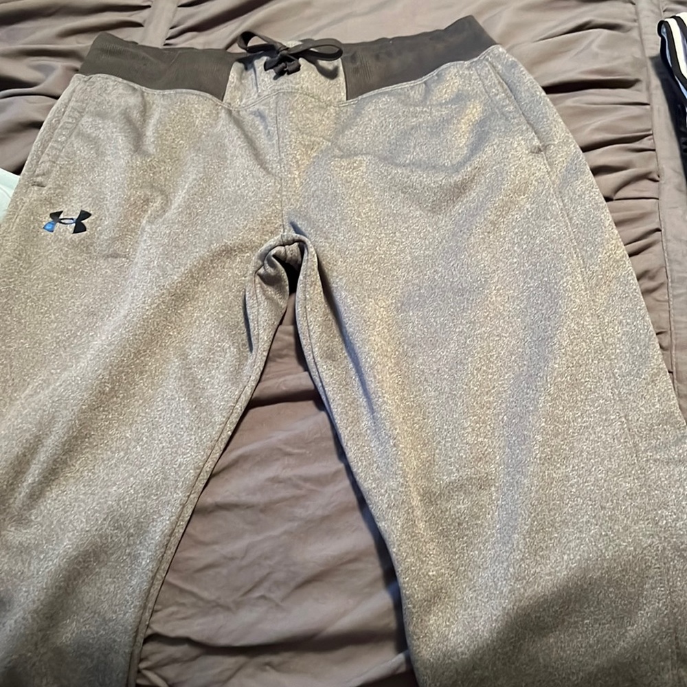 Under armor sweatpants